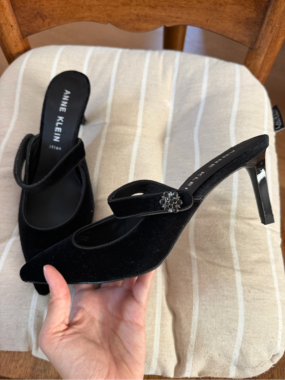 EUC Vintage Anne Klein Heels